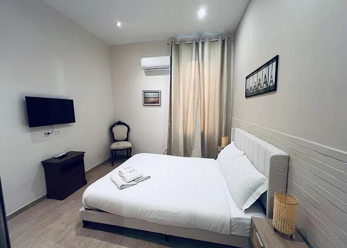 Cozy Renovated Flat Near The Vatican! Rom