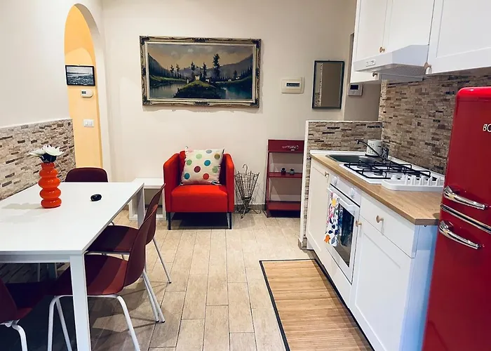 Cozy Renovated Flat Near The Vatican!
